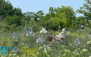 Суд зобовʼязав міськраду укласти договір на збереження Куяльницького кладовища в Одесі