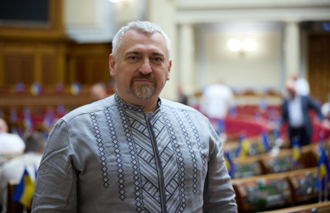 20% армии воюют на фронте, 40% занимаются обеспечением, а остальные – называют себя военными, – Федиенко