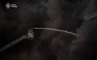 Киев затянуло дымом после комбинированного обстрела — в каких районах самое плохое качество воздуха