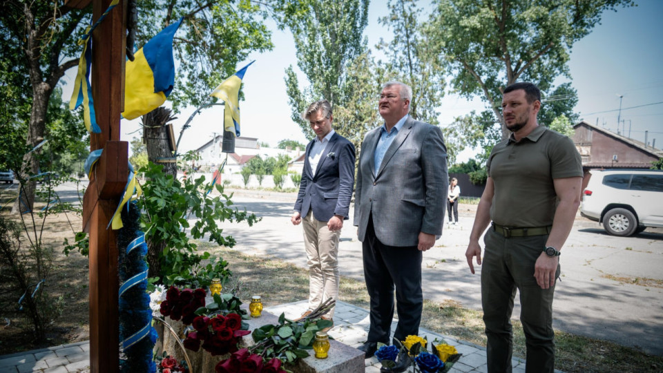Руководители МИД Украины и Литвы посетили прифронтовой Херсон