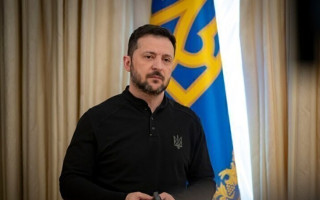Зеленский заявил, что западные партнеры требуют мобилизовать 18-летних для ужесточения санкций
