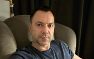 YouTube заблокировал в Украине второй канал Алексея Арестовича