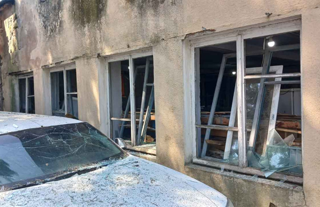 Одесская киностудия получила повреждения из-за атаки шахедов — уничтожены декорации к фильму «Довженко»