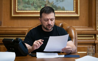 Работника, чье рабочее место находится на территориях активных боевых действий, нельзя уволить за прогул — Зеленский подписал закон
