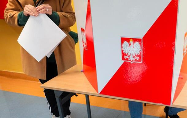 Верховный суд Польши разрешил перерасчет голосов на выборах президента в 13 комиссиях
