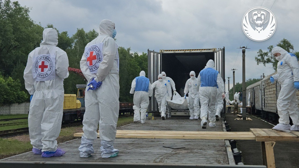 В Україну повернули тіла 1200 загиблих військовослужбовців