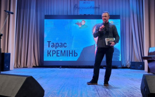 Тарас Креминь пожаловался в полицию из-за песен на русском языке на концерте Верки Сердючки в Киеве