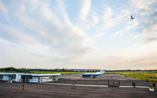 На Закарпатті судитимуть підприємця та інженера за привласнення 3,8 млн грн на ремонті аеродрому «Ужгород»