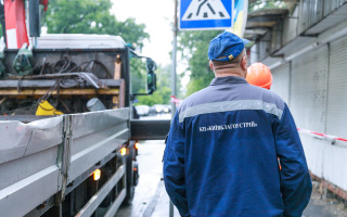 Київ демонтував майже 700 МАФів за рік: замість них обіцяють сквери, фото
