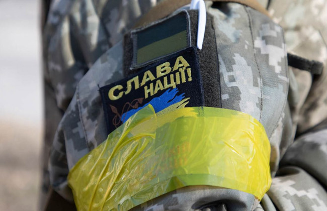 Підписання контракту із ЗСУ: яку грошову допомогу можуть отримати військовослужбовці у 2025 році