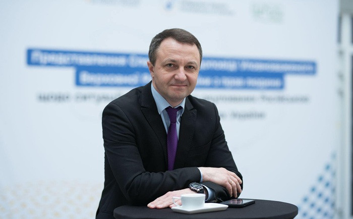 У Раді зареєстрували законопроект про автоматичне продовження повноважень мовного Омбудсмена на час воєнного стану