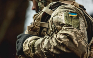 Во Львовской области мобилизованный выпрыгнул из грузовика по дороге на полигон — мужчина находится в коме