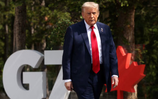 Трамп досрочно покинул саммит G7, где должен был встретиться с Зеленским