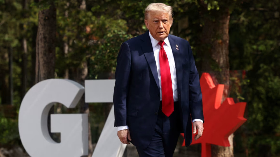Трамп достроково залишив саміт G7, де мав зустрітися із Зеленським