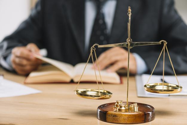 Суд не має права вирішувати питання про зменшення суми витрат на професійну правову допомогу з власної ініціативи — Черкаський апеляційний суд