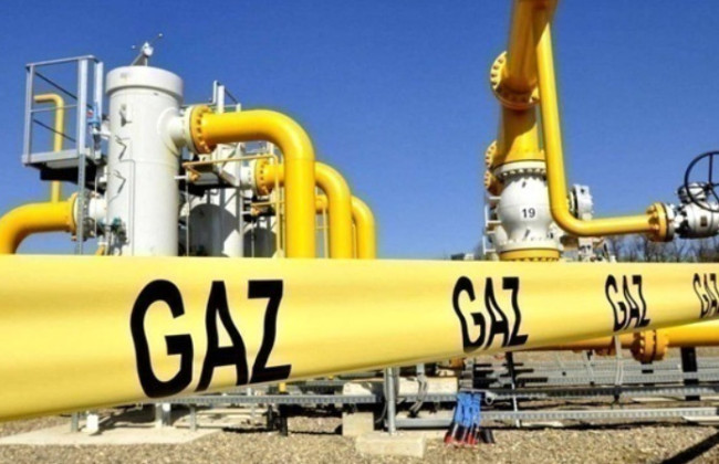 Єврокомісія представила план зупинки імпорту газу та нафти з РФ до 2027 року