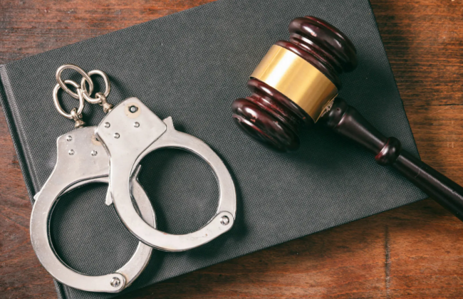 В Винницкой области мужчина задушил пенсионерку ради 6500 гривен и выбросил тело в колодец — он проведет 13 лет за решеткой