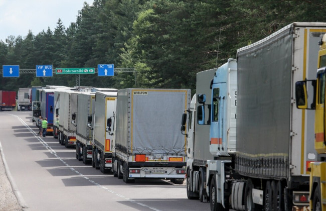 Україна зберігає «транспортний безвіз» і наближається до скасування роумінгу з ЄС – Шмигаль