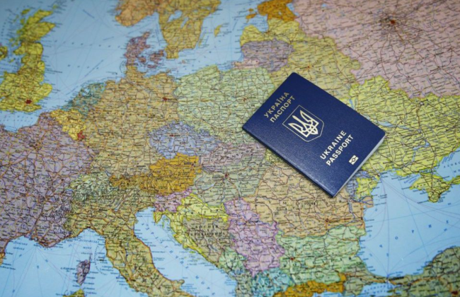 Євросоюз планує підвищити плату за в’їзд — це може торкнутися і туристів з України