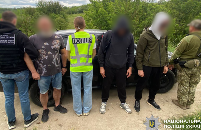 Схема ухилення від мобілізації за $9 тисяч — на Одещині іноземець намагався вивезти військовозобов’язаних через кордон