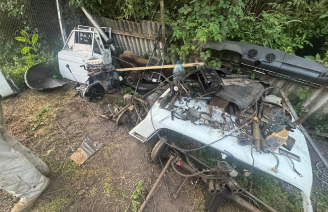 В Сумской области задержали мужчину, который украл авто и продавал его запчасти