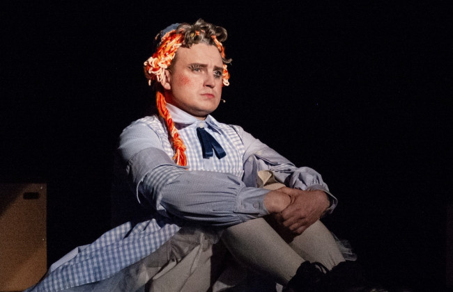 Сумской театр имени Щепкина отменил спектакли на большой сцене из-за угрозы обстрелов