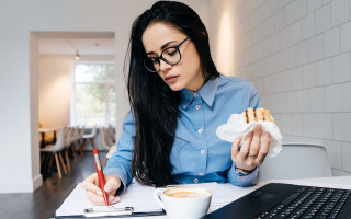 Что делать, если на работе не предусмотрен обеденный перерыв — объяснение Гоструда