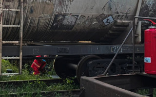 На Винниччине подросток получил сильный удар током на крыше грузового вагона