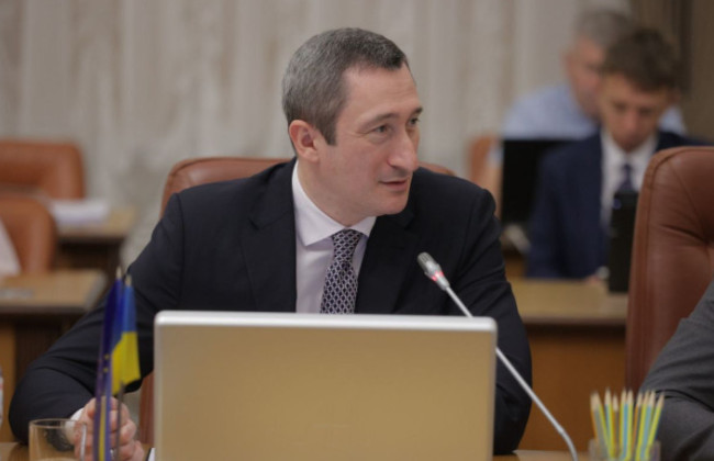 Олексій Чернишов заявив, що особисто прибув до НАБУ, аби розібратися у ситуації