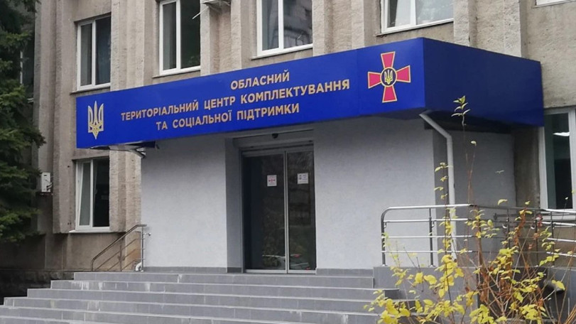 Волинський ТЦК пояснив інцидент з втратою свідомості чоловіка