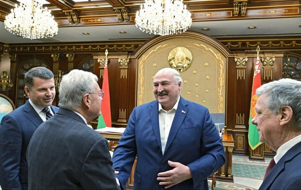 Келлог прокоментував перемовини з Лукашенком: Обговорили війну в Україні та мирні зусилля Трампа