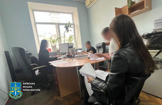 Е-подписи с подставным лицом – в Киеве нотариуса подозревают в несанкционированном вмешательстве в работу реестров