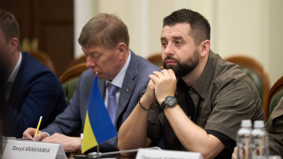 Гетманцев и Арахамия подали законопроект об уникальном режиме для предприятий ОПК, предусматривающий их освобождение от ряда налогов