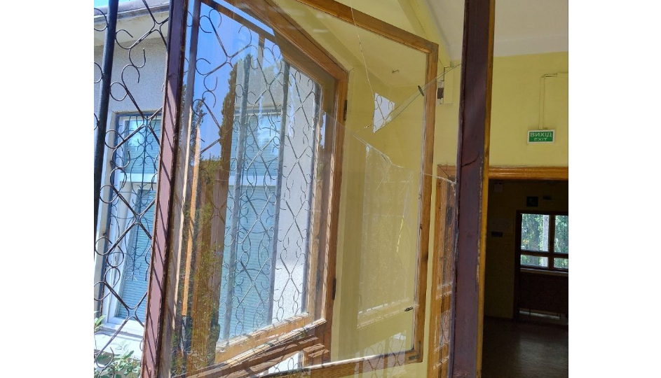 У Дніпрі через обстріл пошкоджено будівлю суду, фото