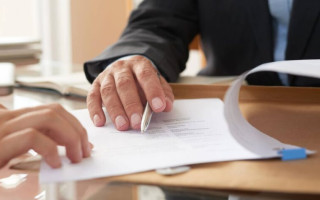 Як працівнику перевірити оформлення трудових відносин — роз’яснення