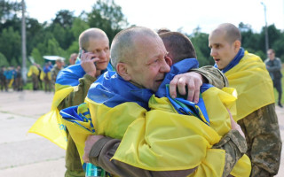 Украина вернула из плена группу воинов ВСУ, Нацгвардии и ГПСУ