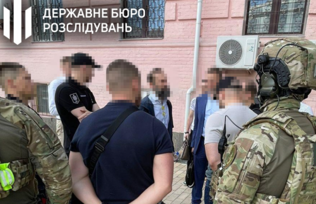 Ексзаступнику голови Вищого господарського суду Артуру Ємельянову повідомлено про підозру у незаконному збагаченні на 97 млн грн