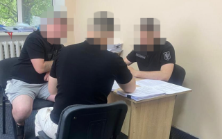 Командира батальйону на Донеччині підозрюють у незаконній виплаті майже мільйона гривень бойових