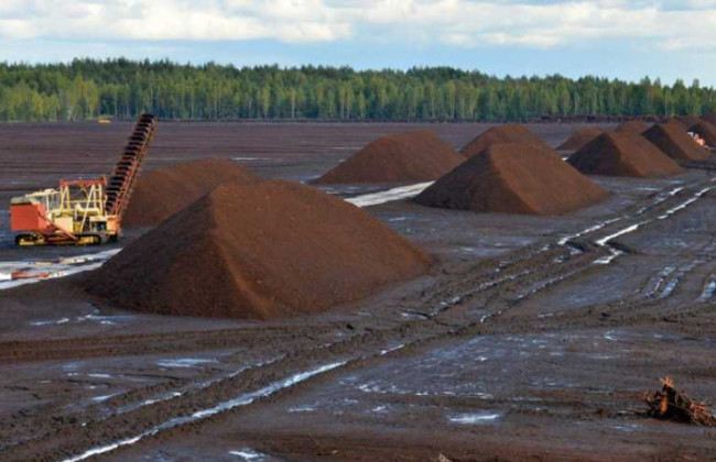 Украинцам объяснили, можно ли выйти на пенсию раньше 60 лет при работе на предприятии по добыче торфа