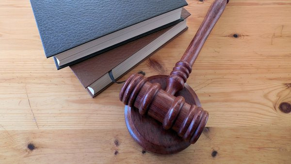 В Виннице заочно приговорили к 10 годам заключения российского блогера, который призывал захватить Украину