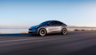 Tesla самостійно доїхала до нового власника — в США вперше здійснили автономну доставку авто, відео