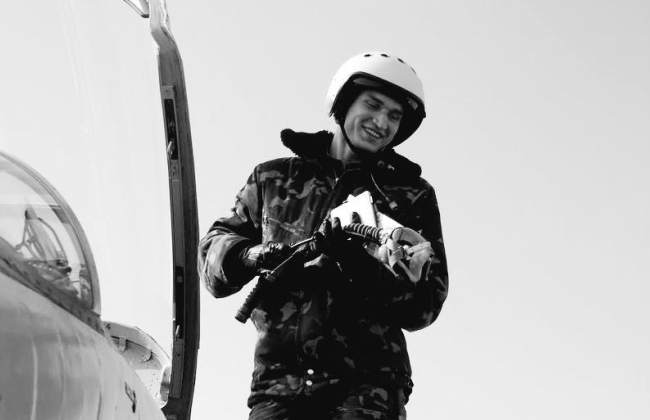 Зеленский поручил выяснить причины гибели пилота F-16 Максима Устименко