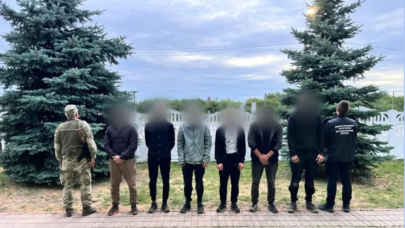 120 тис грн за перехід кордону до Угорщини — прикордонники затримали групу порушників