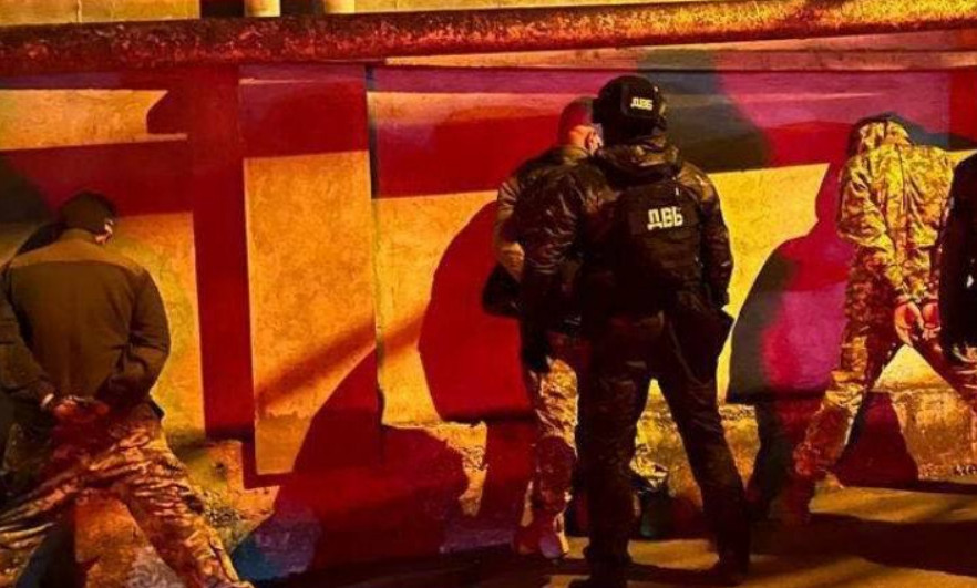 В Одесі суд покарав зловмисників, які під виглядом поліцейських і ТЦК вимагали гроші у чоловіків