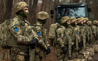Военнослужащим 18-24 лет, отслужившим по контракту, будет гарантирована отсрочка на год – Минобороны