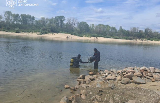 Саперы ГСЧС уничтожили боевую часть «Shahed», найденную на дне Днепра