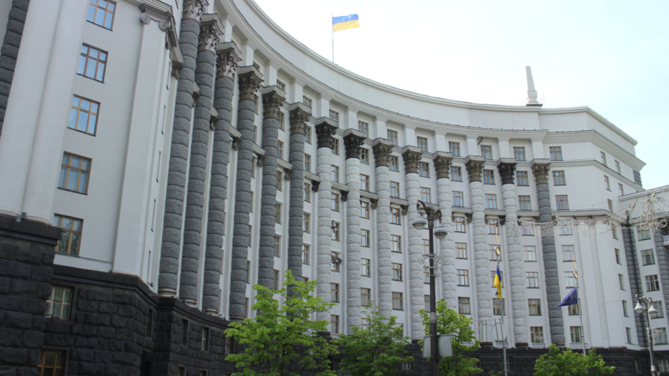 Правительство хочет в 2026 году увеличить минимальную пенсию на 203 гривны