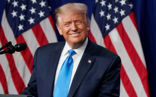 Дональд Трамп запустил продажу парфюма в честь побед на выборах