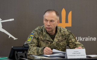 Сирський вимагає посилити безпеку в навчальних центрах і на тилових полігонах