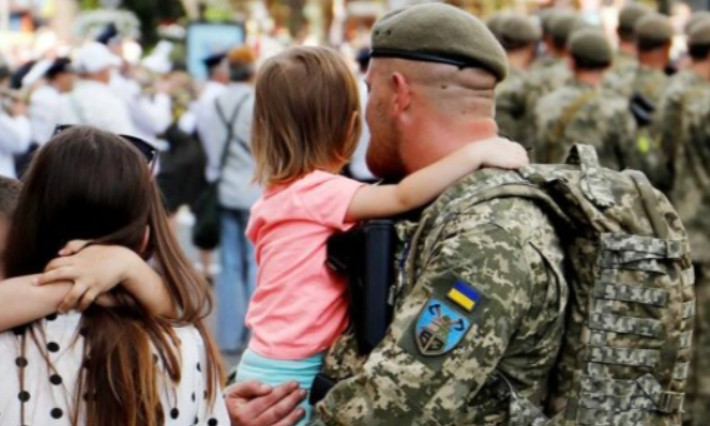 Зеленський підписав закон про виплату військовослужбовцям грошової компенсації за всі невикористані дні відпусток